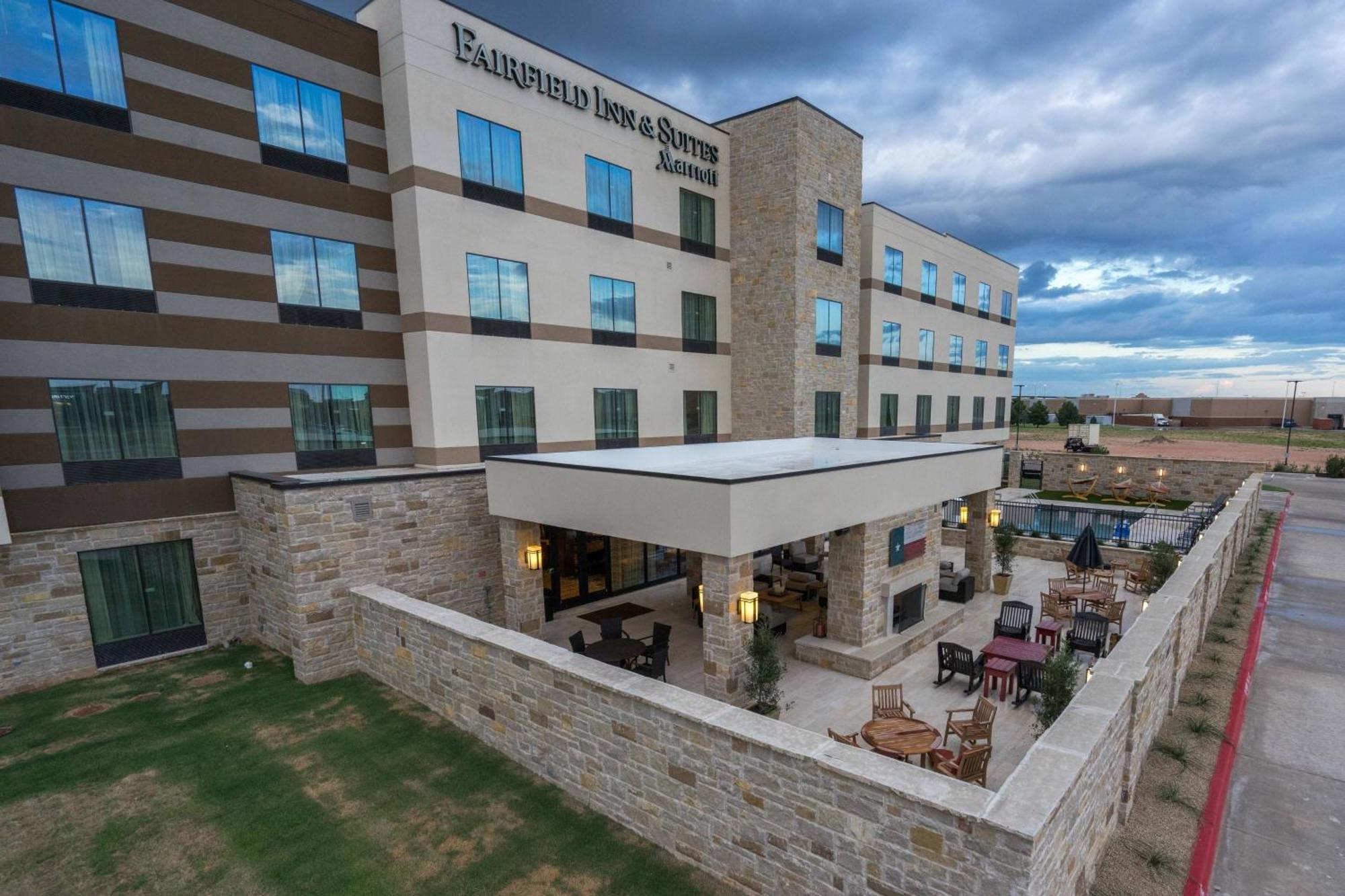 Fairfield Inn & Suites By Marriott Lubbock Southwest Экстерьер фото